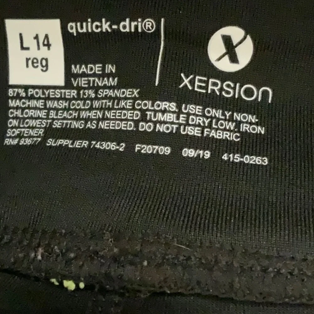 Xersion quick-dri activewear tights. Size L